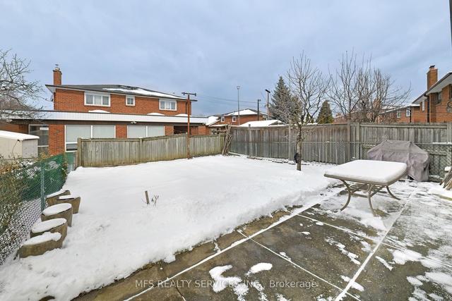 86 Benjamin Boake Tr, House semidetached with 3 bedrooms, 2 bathrooms and 6 parking in Toronto ON | Image 8