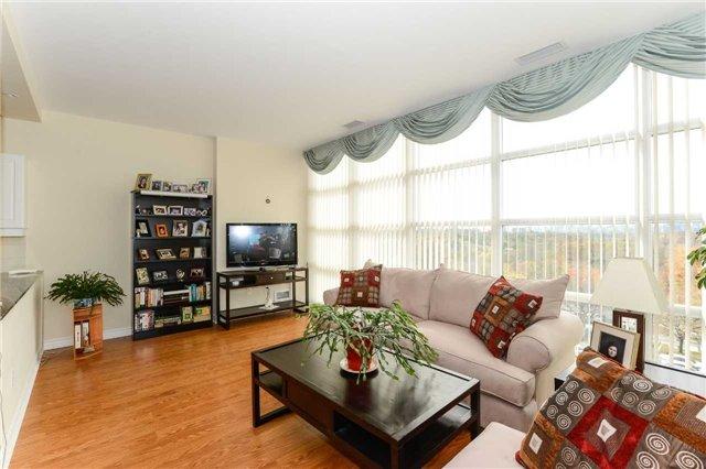 501 - 1 Leaside Park Dr, Condo with 1 bedrooms, 1 bathrooms and 1 parking in Toronto ON | Image 2