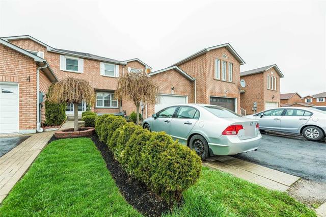 5 Cutters Cres, House attached with 3 bedrooms, 3 bathrooms and 4 parking in Brampton ON | Image 12