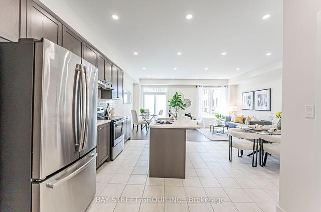 81 Boiton St, House attached with 4 bedrooms, 3 bathrooms and 3 parking in Richmond Hill ON | Image 37