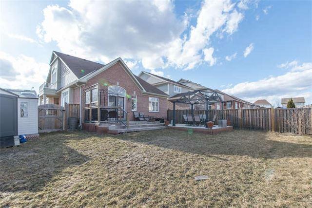 80 Hockley Ave, House detached with 2 bedrooms, 3 bathrooms and 4 parking in Clarington ON | Image 17