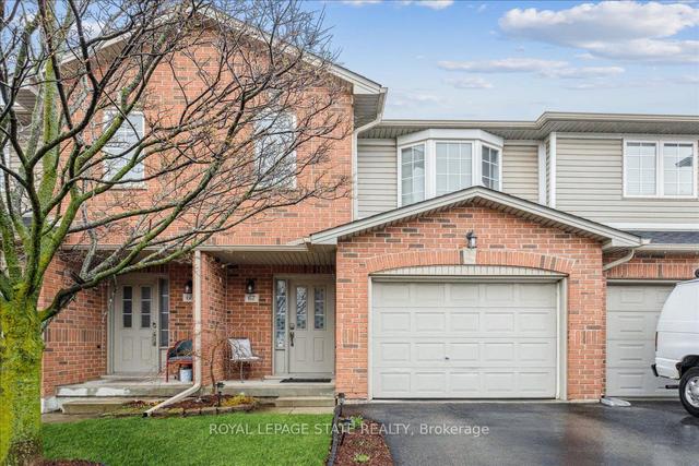 67 - 800 Paramount Dr, Townhouse with 3 bedrooms, 3 bathrooms and 2 parking in Hamilton ON | Image 1