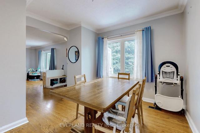 1 Calderon Cres, House detached with 3 bedrooms, 3 bathrooms and 7 parking in Toronto ON | Image 27