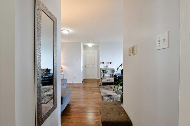 2105 - 400 Webb Dr, Condo with 2 bedrooms, 2 bathrooms and 1 parking in Mississauga ON | Image 35