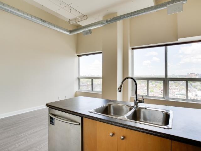 uph 03 - 700 King St W, Condo with 2 bedrooms, 2 bathrooms and 1 parking in Toronto ON | Image 6