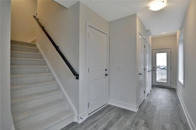 1 - 115 Shoreview Pl, Townhouse with 3 bedrooms, 3 bathrooms and 1 parking in Hamilton ON | Image 5