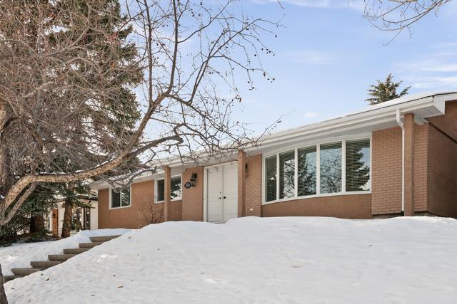 819 Canna Crescent Sw, House detached with 4 bedrooms, 2 bathrooms and 2 parking in Calgary AB | Image 7
