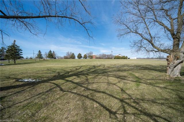 9480 County Rd 2, House detached with 4 bedrooms, 4 bathrooms and 12 parking in Greater Napanee ON | Image 38
