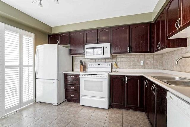 73 Monaco Crct, House attached with 3 bedrooms, 3 bathrooms and 3 parking in Brampton ON | Image 20