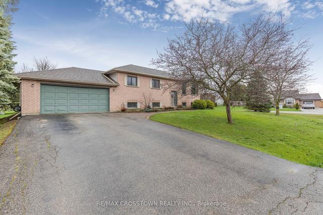 28 Marshall Cres, House detached with 3 bedrooms, 2 bathrooms and 6 parking in Essa ON | Image 23