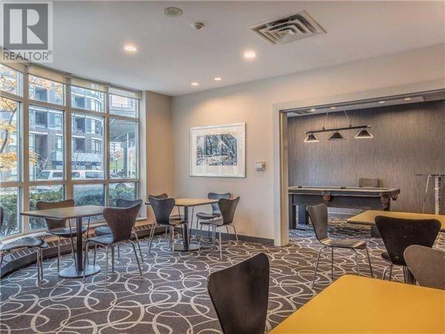 819 - 600 Queens Quay W, Condo with 0 bedrooms, 1 bathrooms and 0 parking in Toronto ON | Image 2