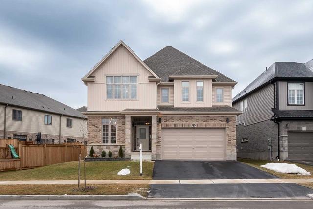 651 Wild Rye St, House detached with 4 bedrooms, 3 bathrooms and 4 parking in Waterloo ON | Image 1
