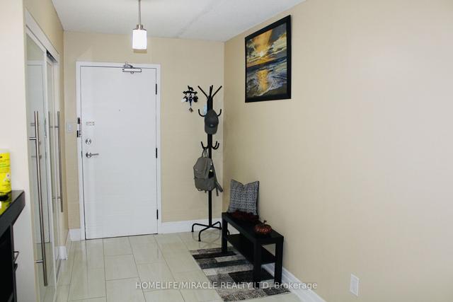 807 - 5 Rowntree Rd, Condo with 2 bedrooms, 2 bathrooms and 1 parking in Toronto ON | Image 3