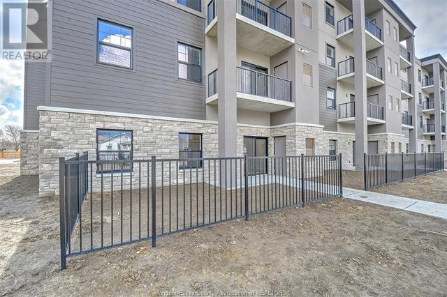 401 - 207 Brock, Condo with 2 bedrooms, 2 bathrooms and null parking in Amherstburg ON | Image 7