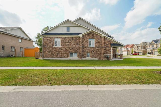 1036 Upper Thames Dr, House detached with 2 bedrooms, 3 bathrooms and 4 parking in Woodstock ON | Image 12