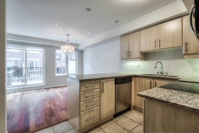 th512 - 25 Laidlaw St, Townhouse with 3 bedrooms, 3 bathrooms and 1 parking in Toronto ON | Image 4
