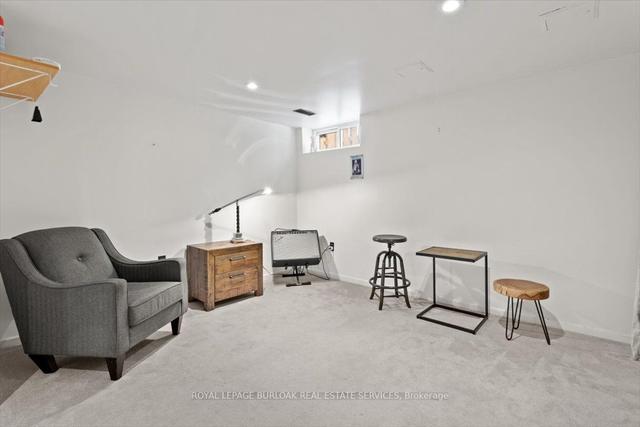 2 - 11 Colmar Pl, Townhouse with 2 bedrooms, 2 bathrooms and 1 parking in Hamilton ON | Image 14
