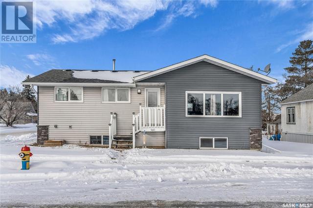 1124 9th Street, House detached with 3 bedrooms, 1 bathrooms and null parking in Perdue SK | Image 1