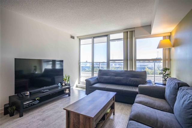 203 - 19 Singer Crt, Condo with 1 bedrooms, 1 bathrooms and 0 parking in Toronto ON | Image 4