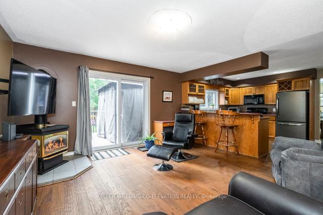 38 Corbeau Cres, Home with 3 bedrooms, 4 bathrooms and 5 parking in Penetanguishene ON | Image 4