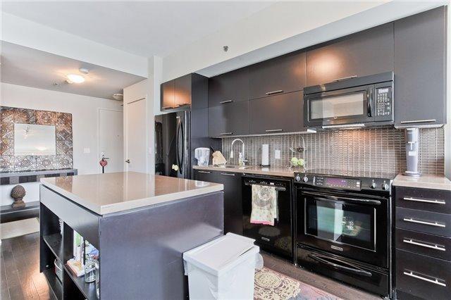 lph 12 - 21 Nelson St, Condo with 1 bedrooms, 2 bathrooms and 1 parking in Toronto ON | Image 7