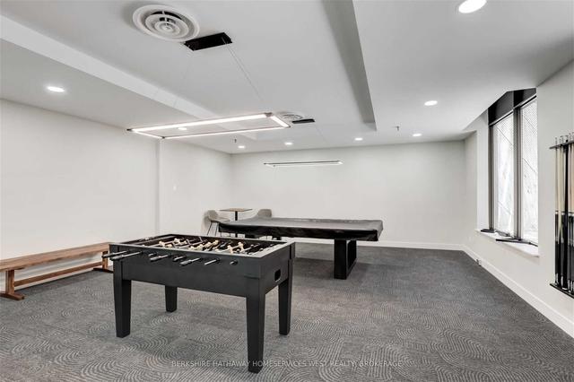 438 - 22 Southport St, Condo with 2 bedrooms, 2 bathrooms and 1 parking in Toronto ON | Image 11