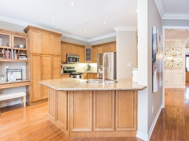 8 Leameadow Rd, House detached with 4 bedrooms, 5 bathrooms and 2 parking in Vaughan ON | Image 6