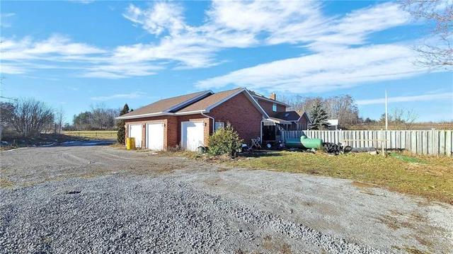571 Hickory Beach Road, House detached with 3 bedrooms, 2 bathrooms and 12 parking in Kawartha Lakes ON | Image 17