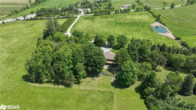 446 Medonte 2 Sideroad, House detached with 5 bedrooms, 2 bathrooms and 13 parking in Oro Medonte ON | Image 16