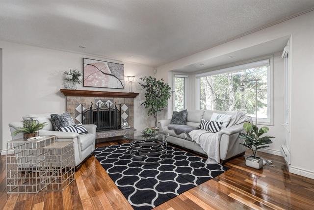 3915 Vardell Road Nw, House detached with 4 bedrooms, 2 bathrooms and 1 parking in Calgary AB | Image 3