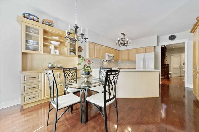 120 Westbury Crt, House attached with 4 bedrooms, 4 bathrooms and 6 parking in Richmond Hill ON | Image 40