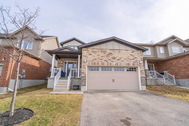 83 Hardcastle Dr, House detached with 3 bedrooms, 3 bathrooms and 5 parking in Cambridge ON | Image 1