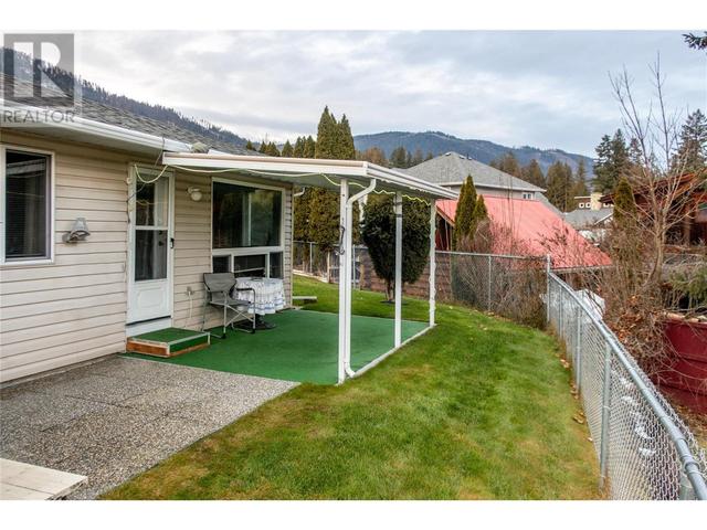 1 - 2675 Pine Avenue, House detached with 2 bedrooms, 2 bathrooms and 3 parking in Lumby BC | Image 3