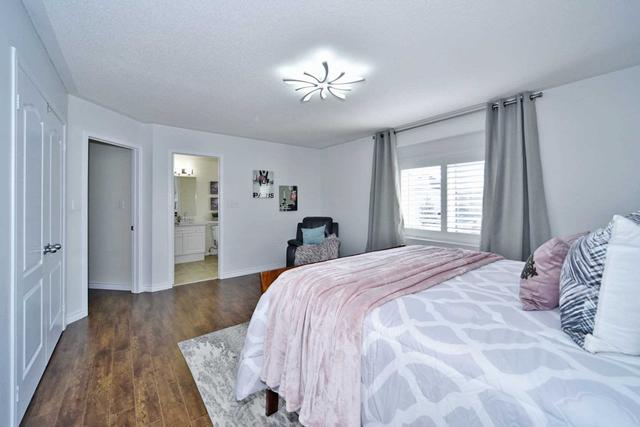 20 Mcnicol Cres, House detached with 3 bedrooms, 4 bathrooms and 3 parking in Ajax ON | Image 8