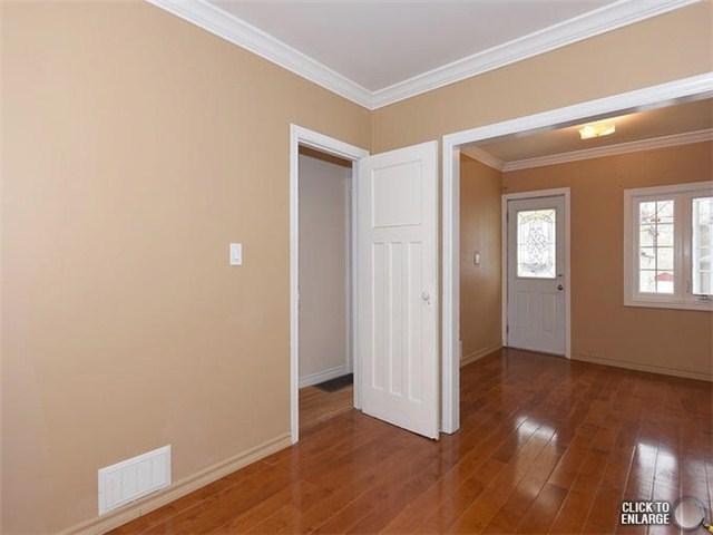 384 Blackthorn Ave, House detached with 2 bedrooms, 2 bathrooms and 1 parking in Toronto ON | Image 6