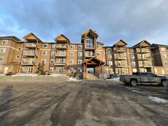 407 - 160 Moberly Road, Condo with 2 bedrooms, 2 bathrooms and 2 parking in Greenview No. 16 AB | Image 3