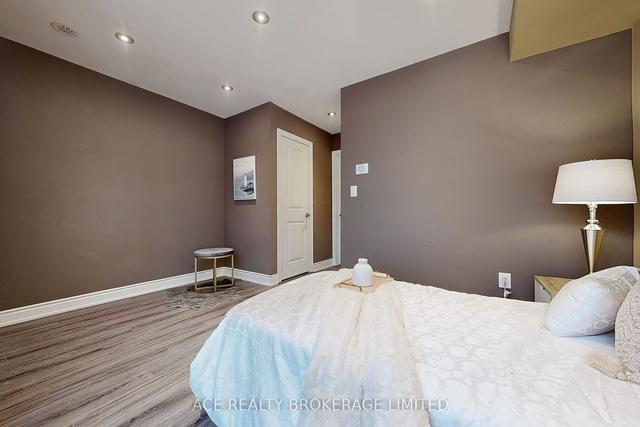 281 South Park Rd, Townhouse with 3 bedrooms, 3 bathrooms and 3 parking in Markham ON | Image 19