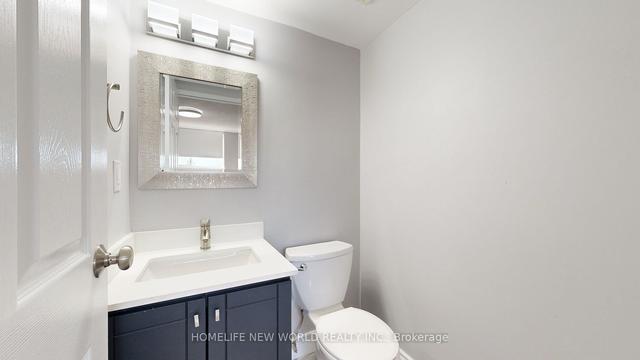 811 - 1360 York Mills Rd, Condo with 3 bedrooms, 2 bathrooms and 1 parking in Toronto ON | Image 25