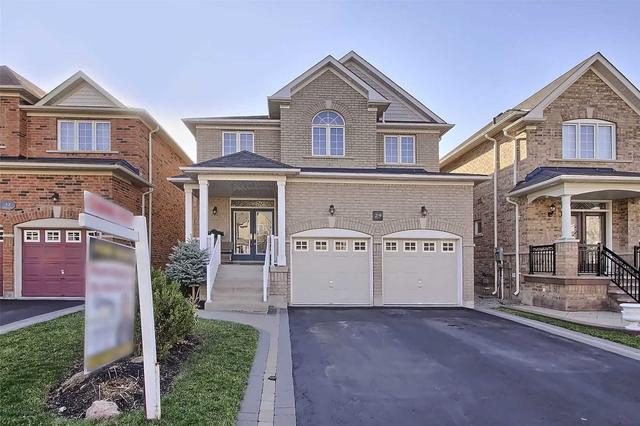 29 Fallharvest Ave, House detached with 3 bedrooms, 4 bathrooms and 6 parking in Brampton ON | Image 1