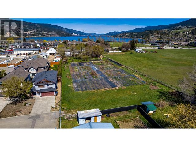 3339 Woodsdale Road, House detached with 7 bedrooms, 3 bathrooms and 8 parking in Lake Country BC | Image 68