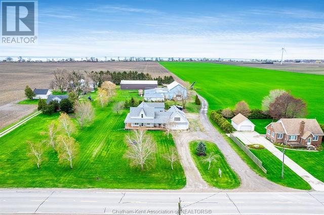 18332 Erieau Road, House detached with 4 bedrooms, 2 bathrooms and null parking in Chatham Kent ON | Image 33