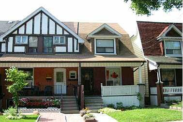 80 Franklin Ave, House semidetached with 3 bedrooms, 2 bathrooms and null parking in Toronto ON | Image 1