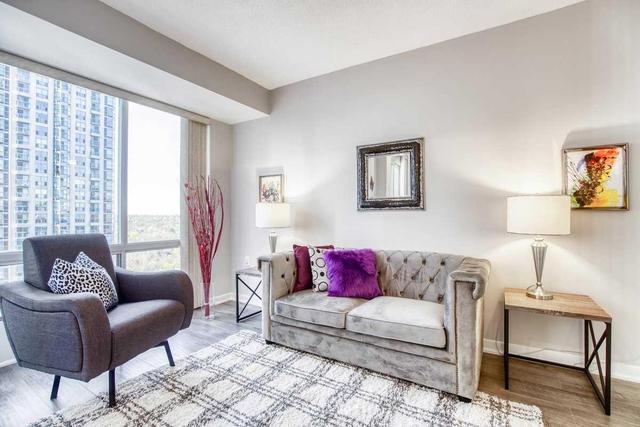 1902 - 85 Bloor St E, Condo with 2 bedrooms, 2 bathrooms and 1 parking in Toronto ON | Image 9