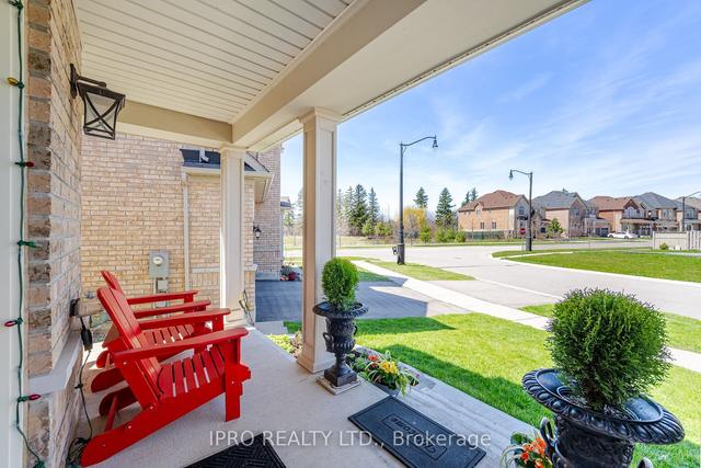 4 Bandera Dr, House detached with 3 bedrooms, 3 bathrooms and 6 parking in Brampton ON | Image 34