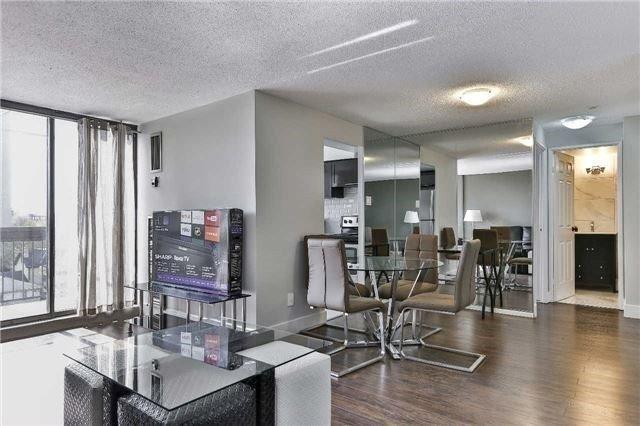 365 - 49 Mc Caul St, Condo with 1 bedrooms, 1 bathrooms and null parking in Toronto ON | Image 6