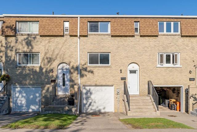 44 - 121 Centennial Rd, Townhouse with 3 bedrooms, 2 bathrooms and 2 parking in Toronto ON | Image 1