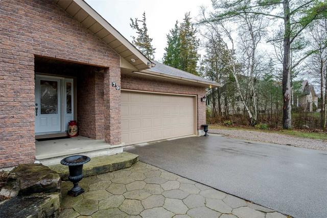 70 Cedartree Lane, House detached with 2 bedrooms, 3 bathrooms and 6 parking in Kawartha Lakes ON | Image 12