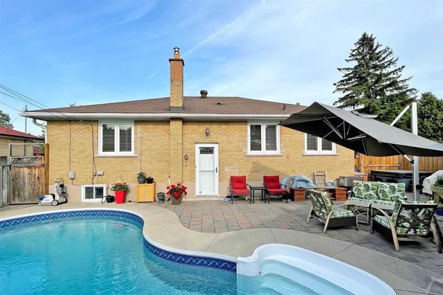 lower - 41 Roseglor Cres, House detached with 2 bedrooms, 1 bathrooms and 1 parking in Toronto ON | Image 17