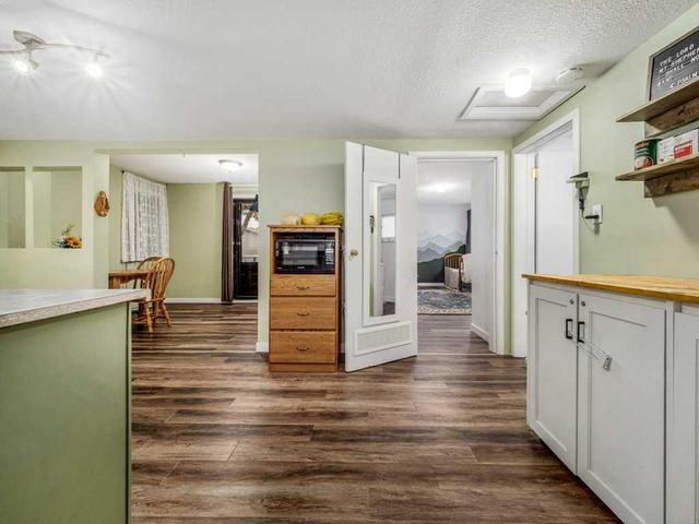 1026 7 Street N, House detached with 2 bedrooms, 1 bathrooms and 1 parking in Lethbridge AB | Image 11
