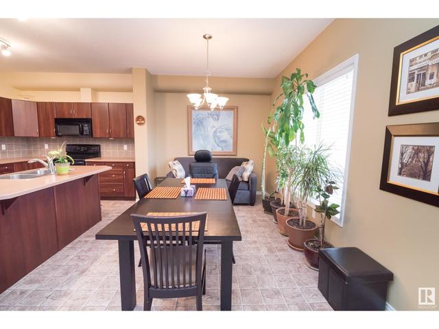4467 Mccrae Av Nw, House attached with 3 bedrooms, 2 bathrooms and null parking in Edmonton AB | Image 9